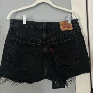 high rise 501 Levi’s shorts in black.